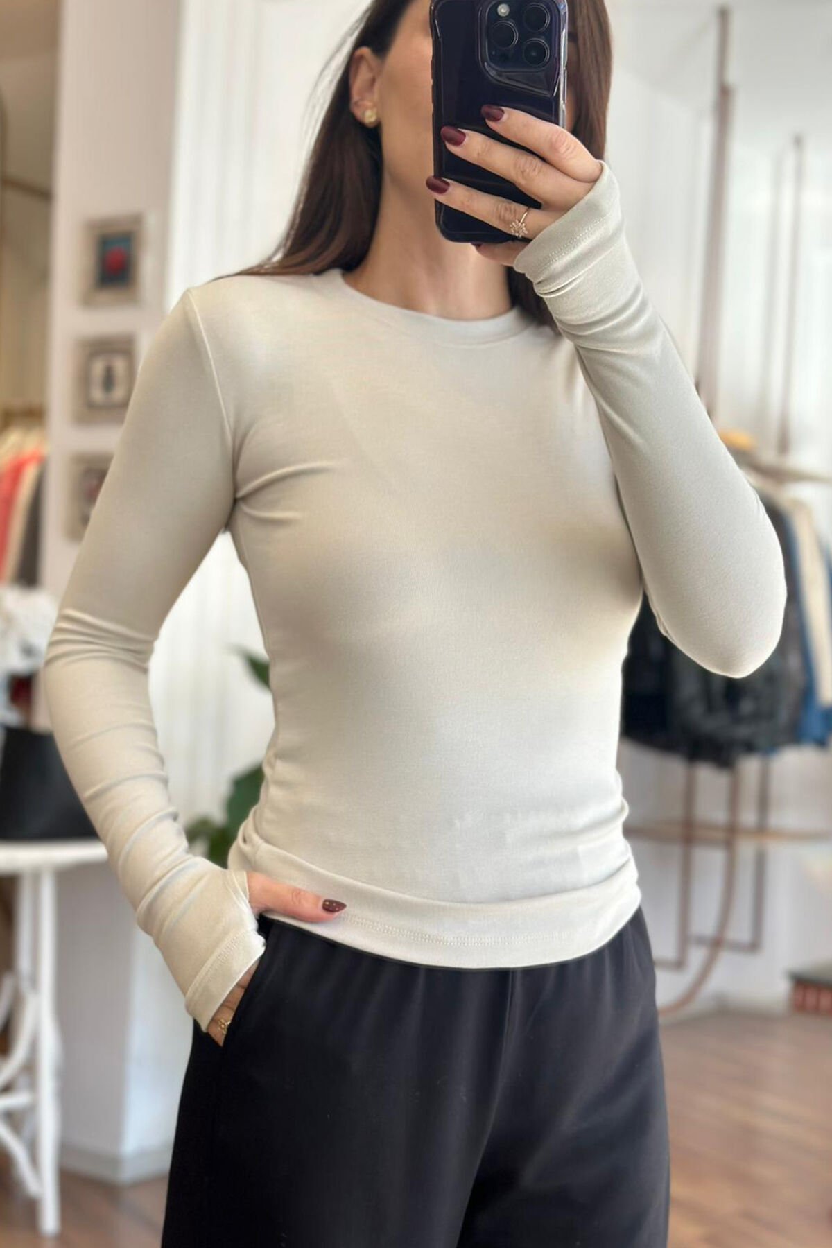 Taş Rengi Buzzy Kumaş Parmak Geçmeli Body