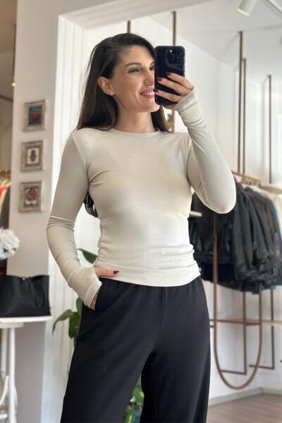 Taş Rengi Buzzy Kumaş Parmak Geçmeli Body