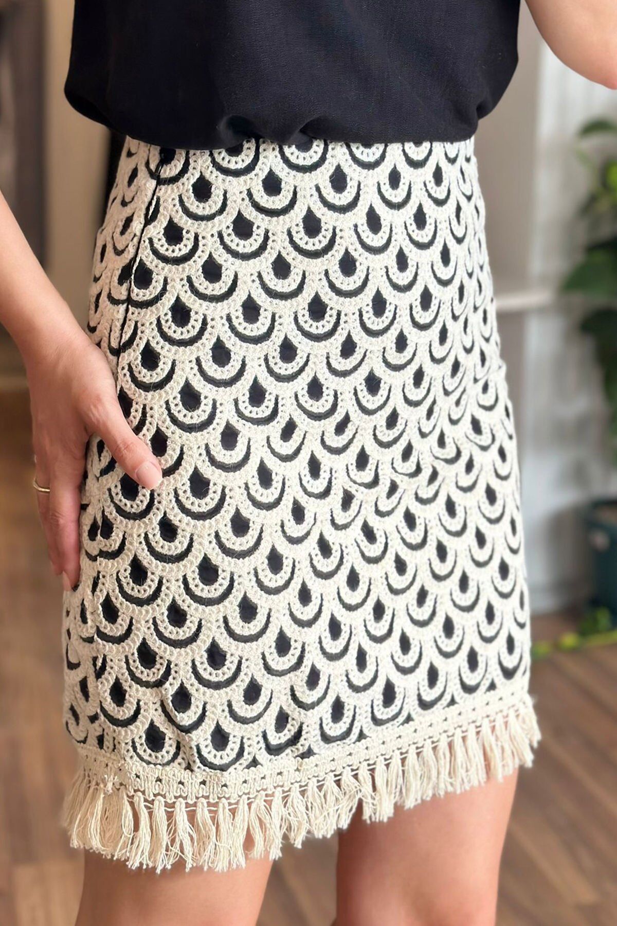 Desenli Kroşe Mini Etek  (Değişim ve İade Yoktur)