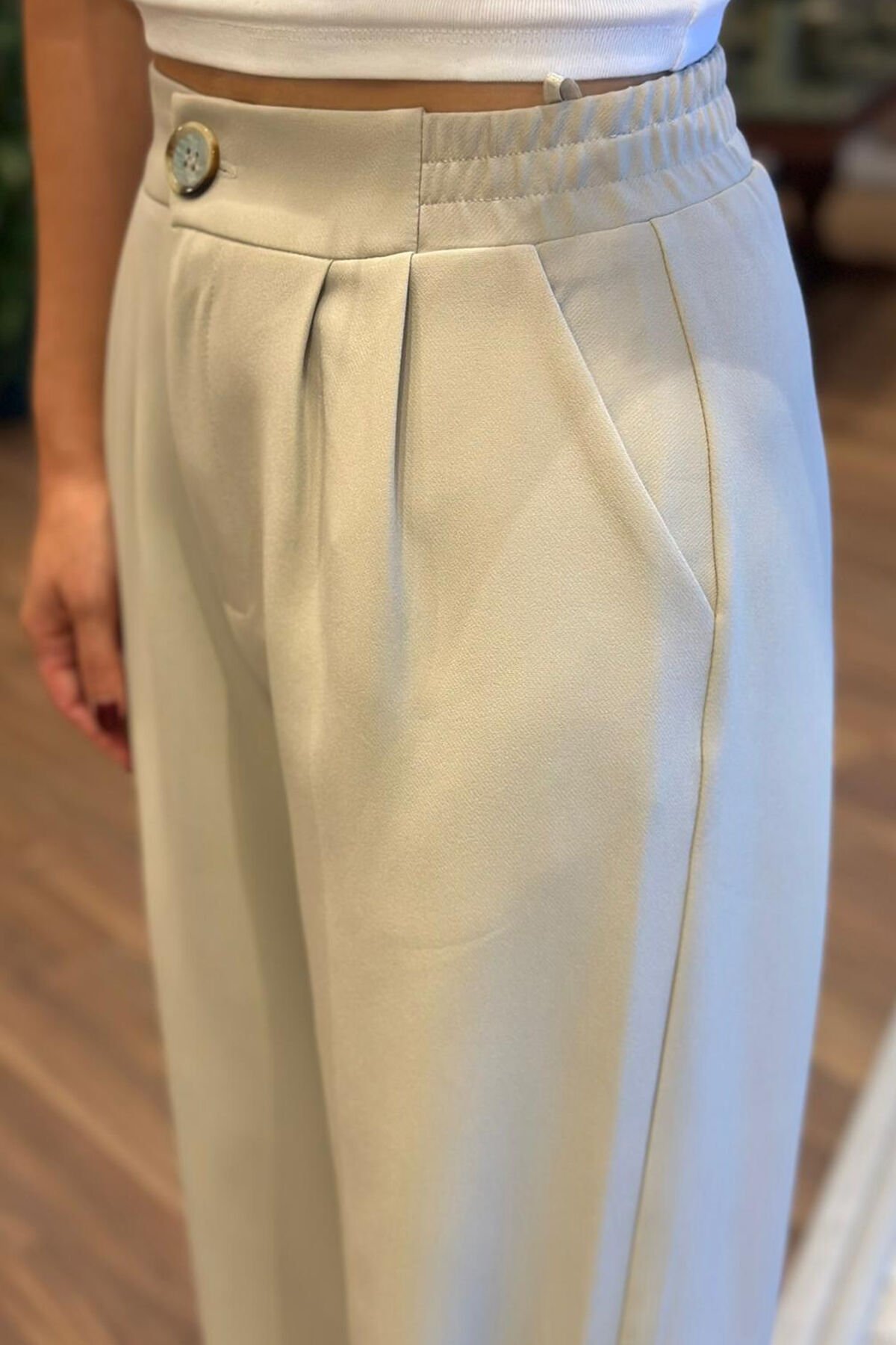 Taş Rengi Beli Lastikli Kırışmayan Kumaş Palazzo Pantolon