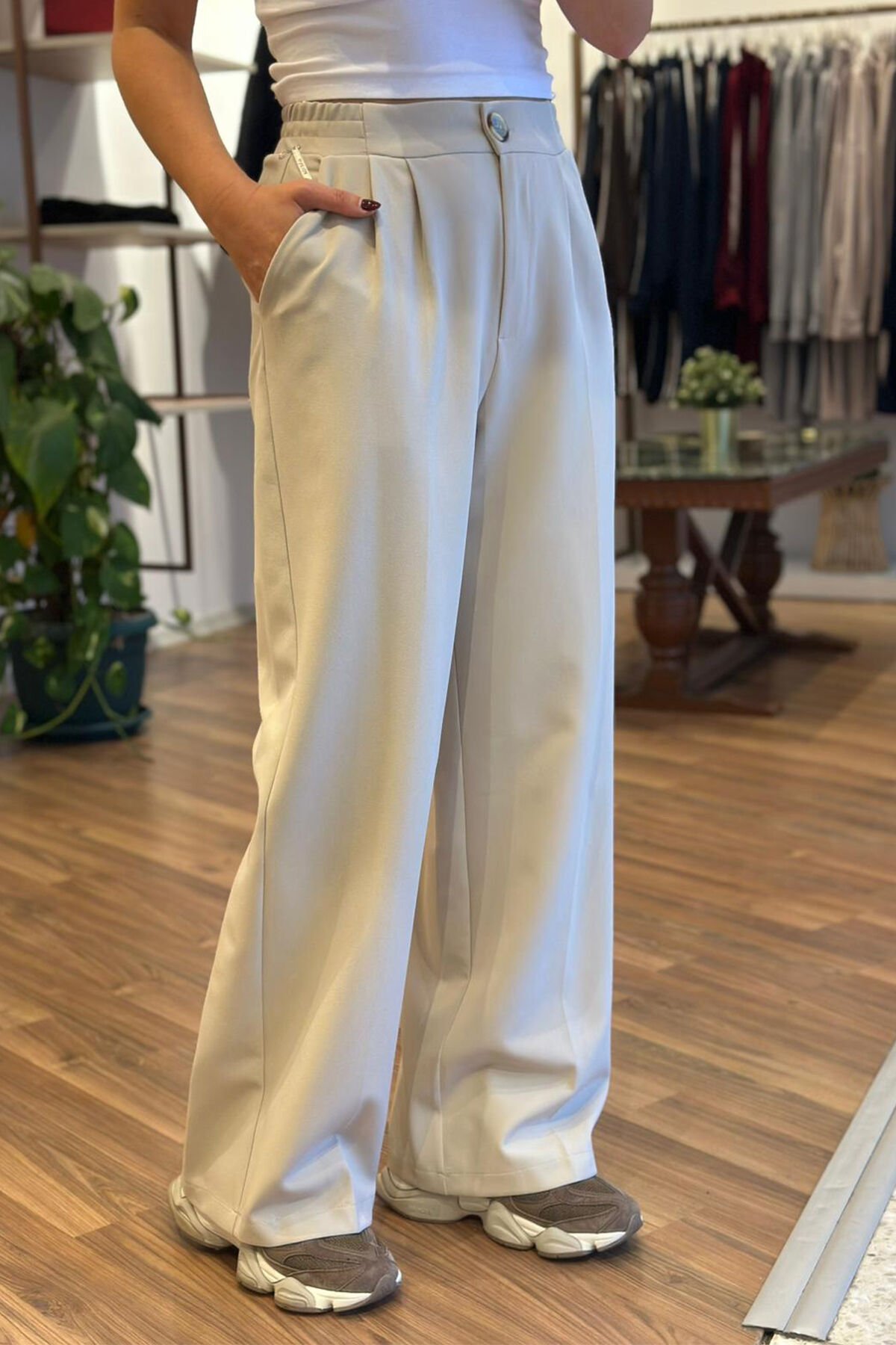 Taş Rengi Beli Lastikli Kırışmayan Kumaş Palazzo Pantolon