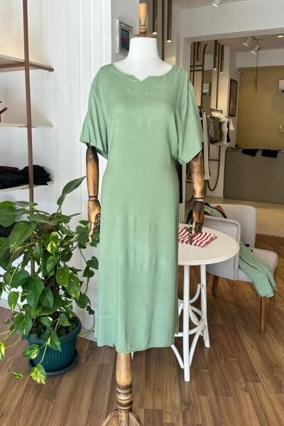 Yeşil Kısa Kol Pamuklu Viskon Kumaş Büyük Beden Elbise