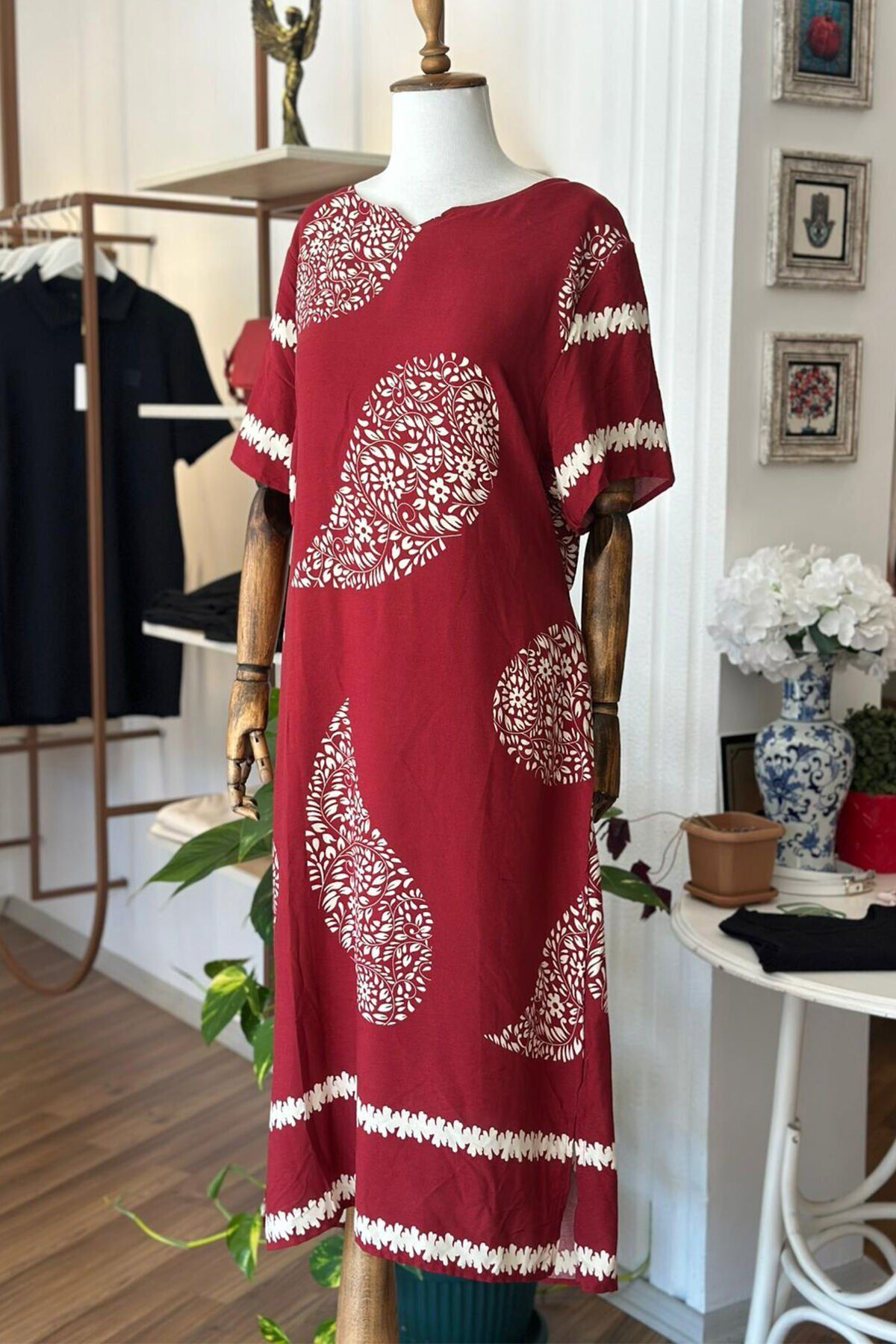 Bordo Desenli Kısa Kol Pamuklu Viskon Kumaş Büyük Beden Elbise