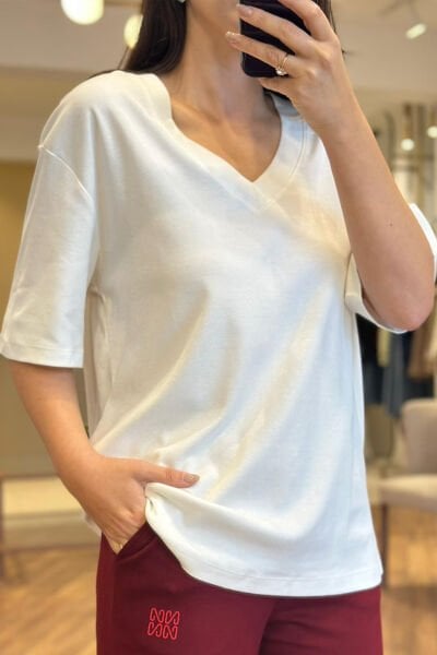 Massi Ekru V Yaka Oversize T-shirt