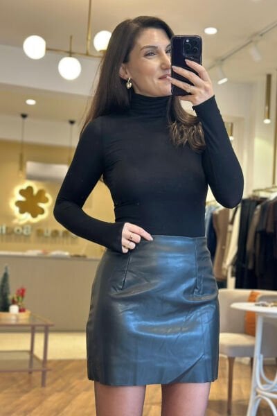 Siyah Balıkcı Yaka Kaşmir Dokulu Body