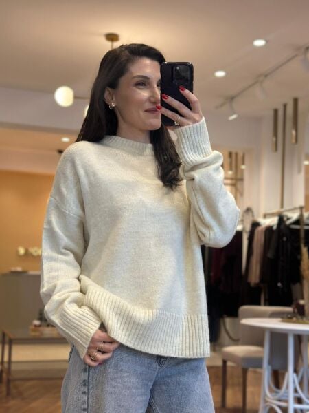 Krem Rengi Bisiklet Yaka Standart Beden Kazak