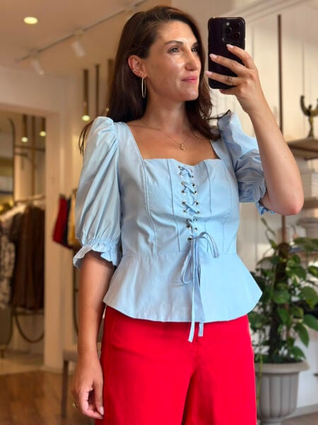 Mavi Önü Bağcıklı Kare Yaka Peplum Bluz