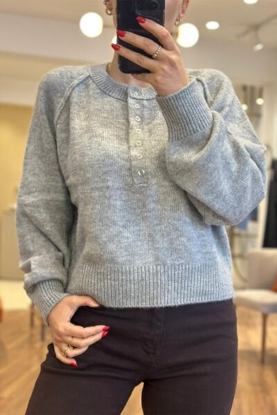 Gri Mavi Önü Düğmeli Savida Kazak