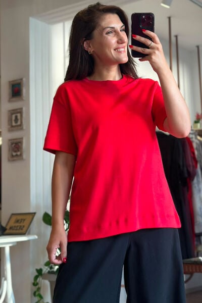 Kırmızı  Bisiklet Yaka Pamuklu T-Shirt