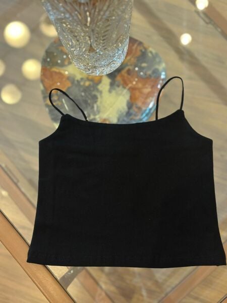 Siyah Lastik Askılı Pamuklu Crop