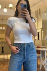 Beyaz Yarım Kollu Pamuklu Body