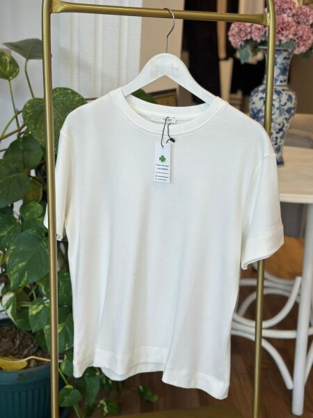 Beyaz Bisiklet Yaka Kısa Kollu %100 Pamuklu Tshirt