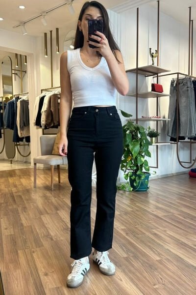 Siyah Likralı Boyfit Jean