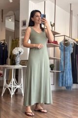 Kalın Askılı Yeşil Renk Modal Kumaş Maxi Elbise
