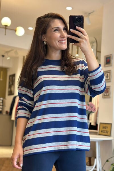 Lacivert Çizgili Uzunkollu İnce Swetshirt
