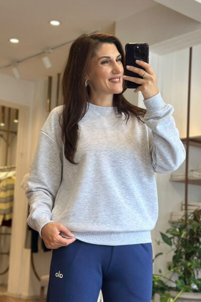 Gri Bisiklet Yaka Pamuklu Sweatshirt