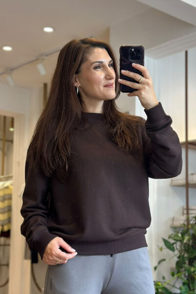 Kahverengi Bisiklet Yaka Pamuklu Sweatshirt