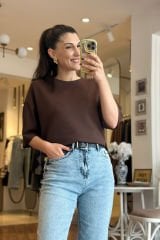 Acı Kahve Bisiklet Yaka Modal Kumaş Yanı Yırtmaçlı Tshirt
