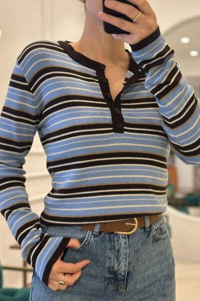 Mavi Çizgili Önden Yarım Düğmeli Standart Beden Triko