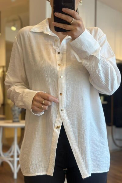 Beyaz Gold Düğmeli Keten Gömlek