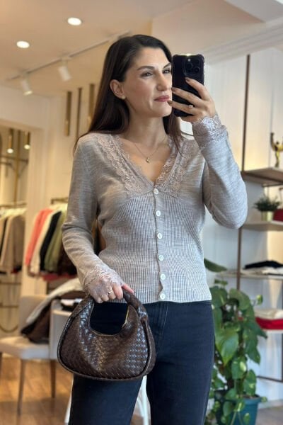 Taş Rengi Dantel Detaylı Standart Beden triko