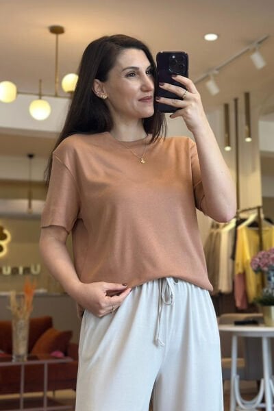 Somon Rengi Bisiklet Yaka Kısa Kollu %100 Pamuklu T-shirt