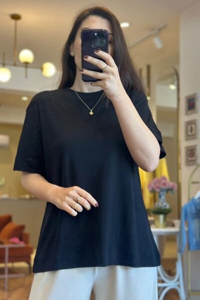 Siyah Rengi Bisiklet Yaka Kısa Kollu %100 Pamuklu T-shirt