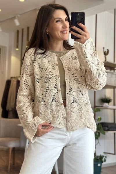 Düğme Kapamalı Dantel Hırka