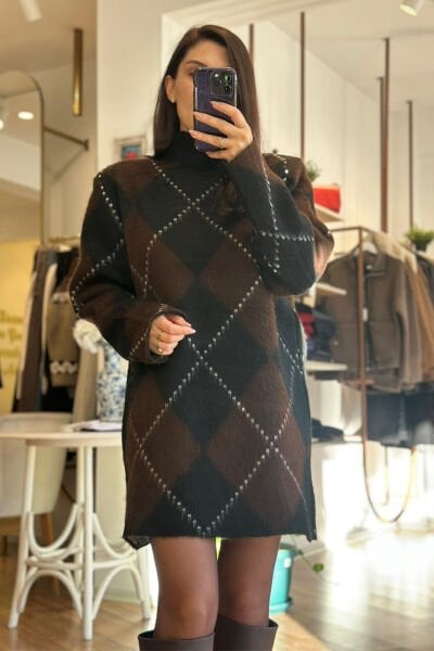 Omuzu Vatkalı Baklava Desenli Kahve-Siyah Yün Elbise-ÖN SİPARİŞ